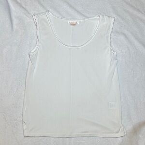 EUC Marlow raw edge scoop neck sleeveless top size M